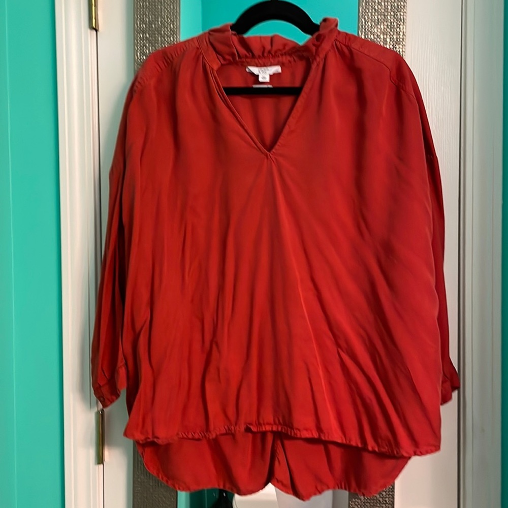 Orange Crown & Ivy Popover top